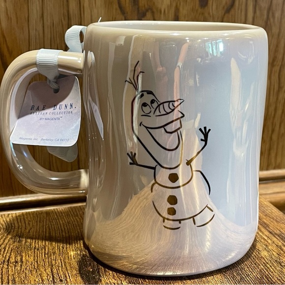 Rae Dunn Disney Frozen WORTH MELTING FOR Olaf Iridescent 2 Sided Mug NEW!! - Picture 2 of 3